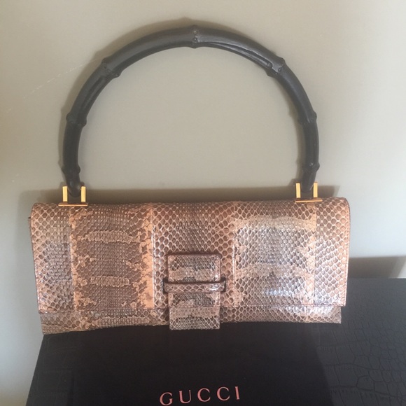 Gucci Handbags - VINTAGE GUCCI RARE BAG💝HP